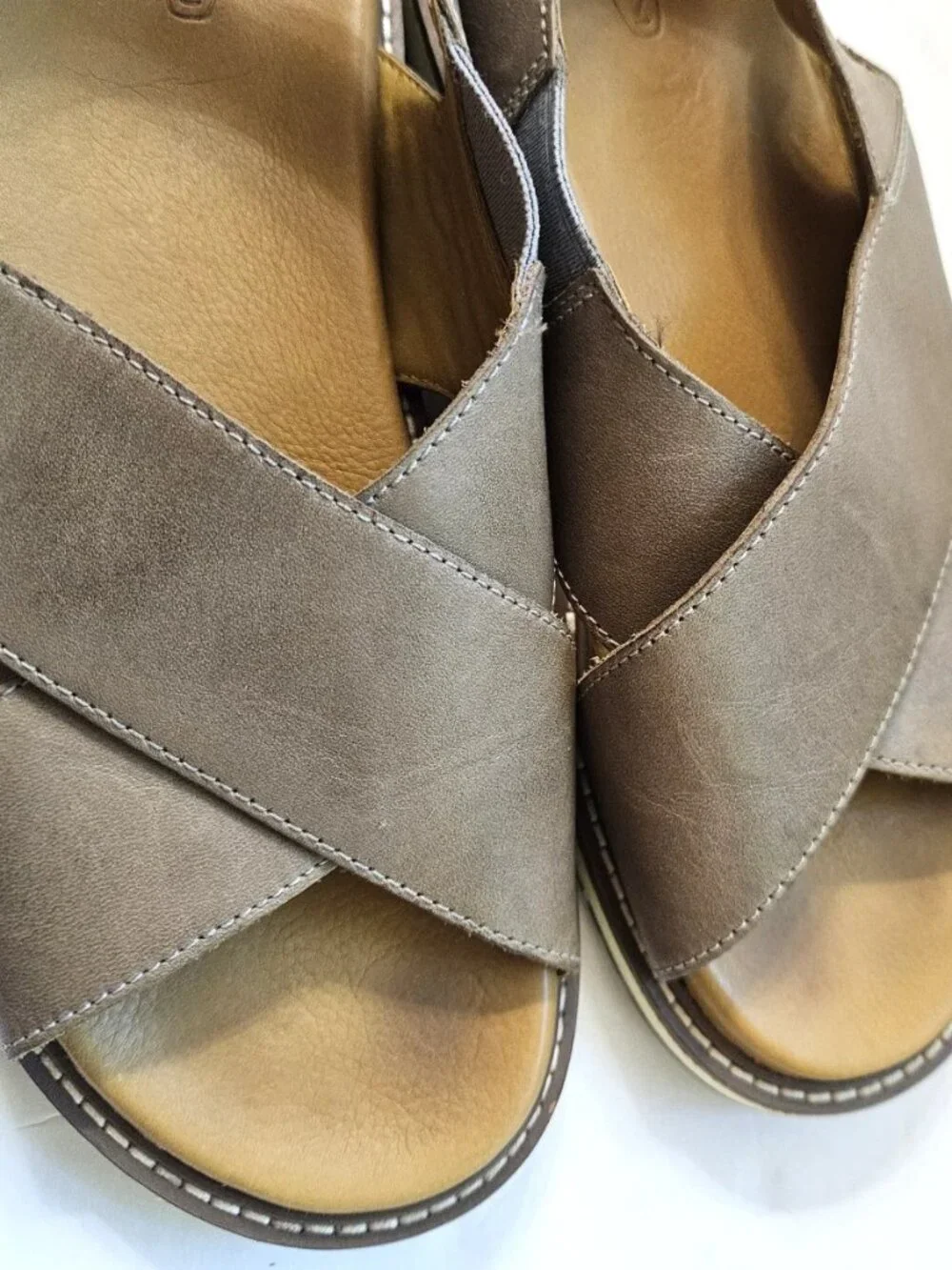 Keen Lana Cross Strap Sandals Brown Leather Women's Size 9.5 Adjustable Strap
